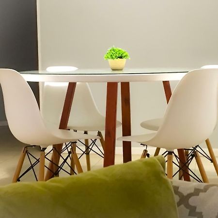 2 Dorm Sobre Av Hipolito Yrigoyen Appartement Córdoba Buitenkant foto